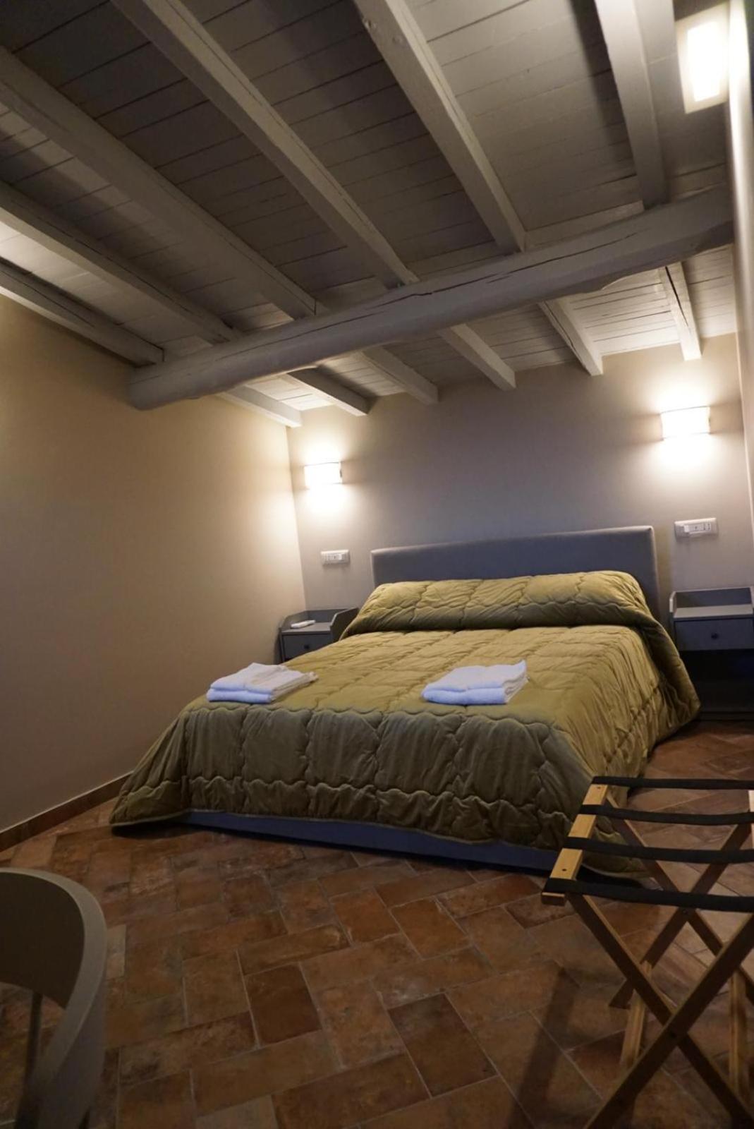 La Locanda Del Pellegrino Bassano in Teverina Bagian luar foto